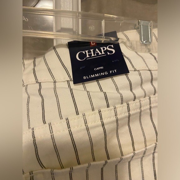 Chaps white striped capris NWT - Picture 5 of 7